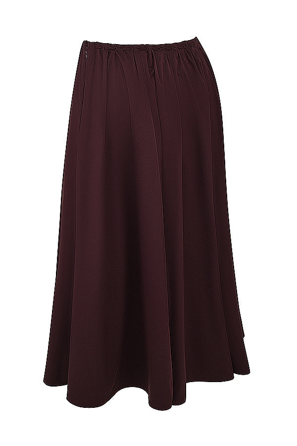 Top con volant in marrone scuro e gonna midi con volant