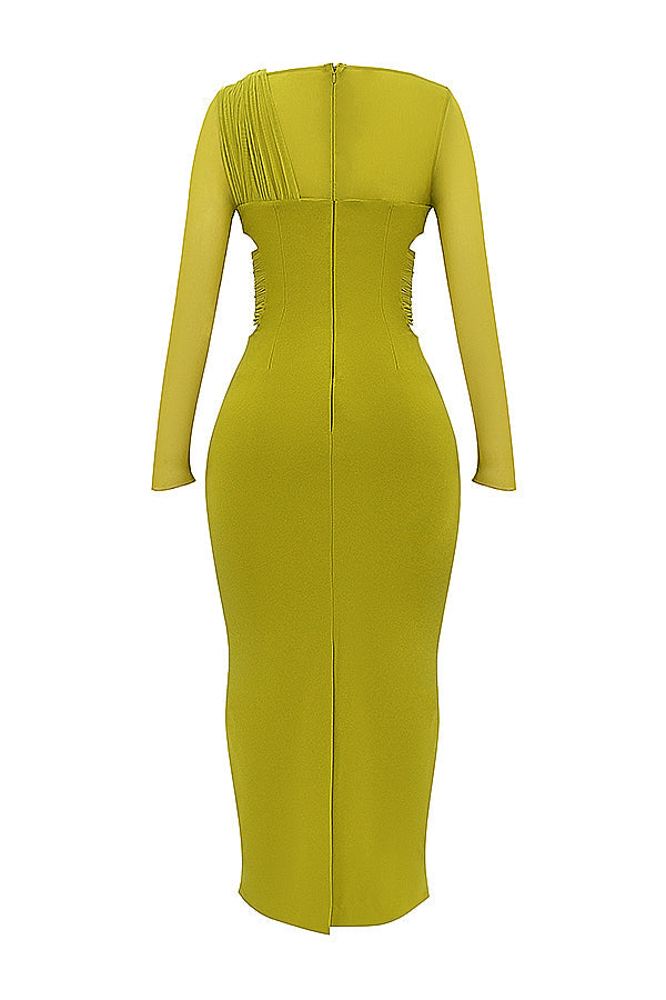 Maxi vestito nero con taglio profondo