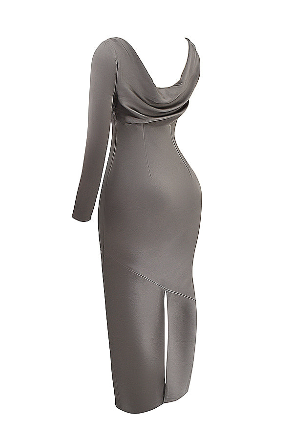 Maxi vestito fumo con una manica