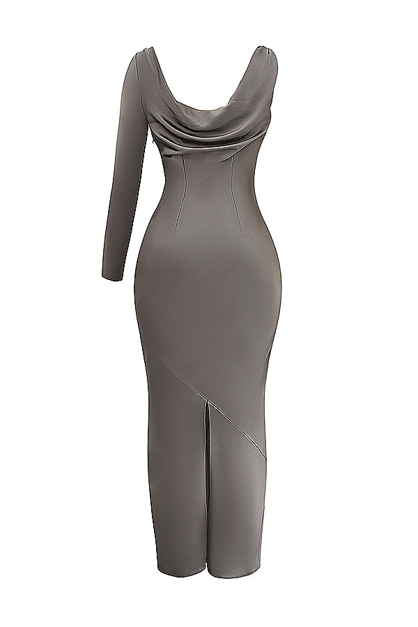 Maxi vestito fumo con una manica