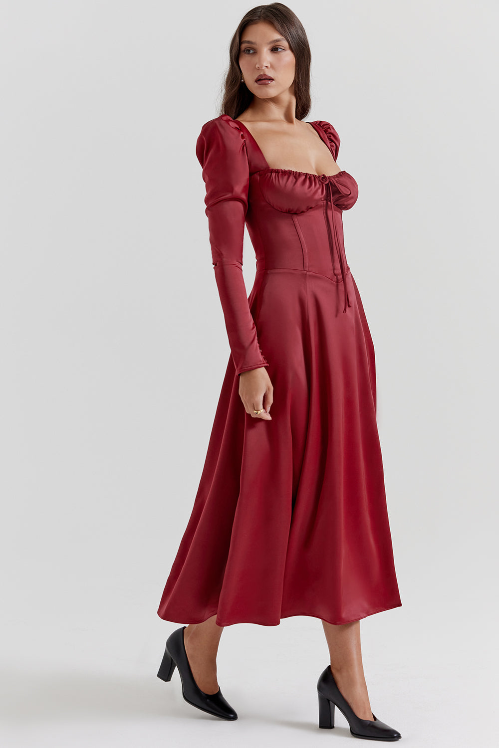 Abito longuette con corsetto rubino