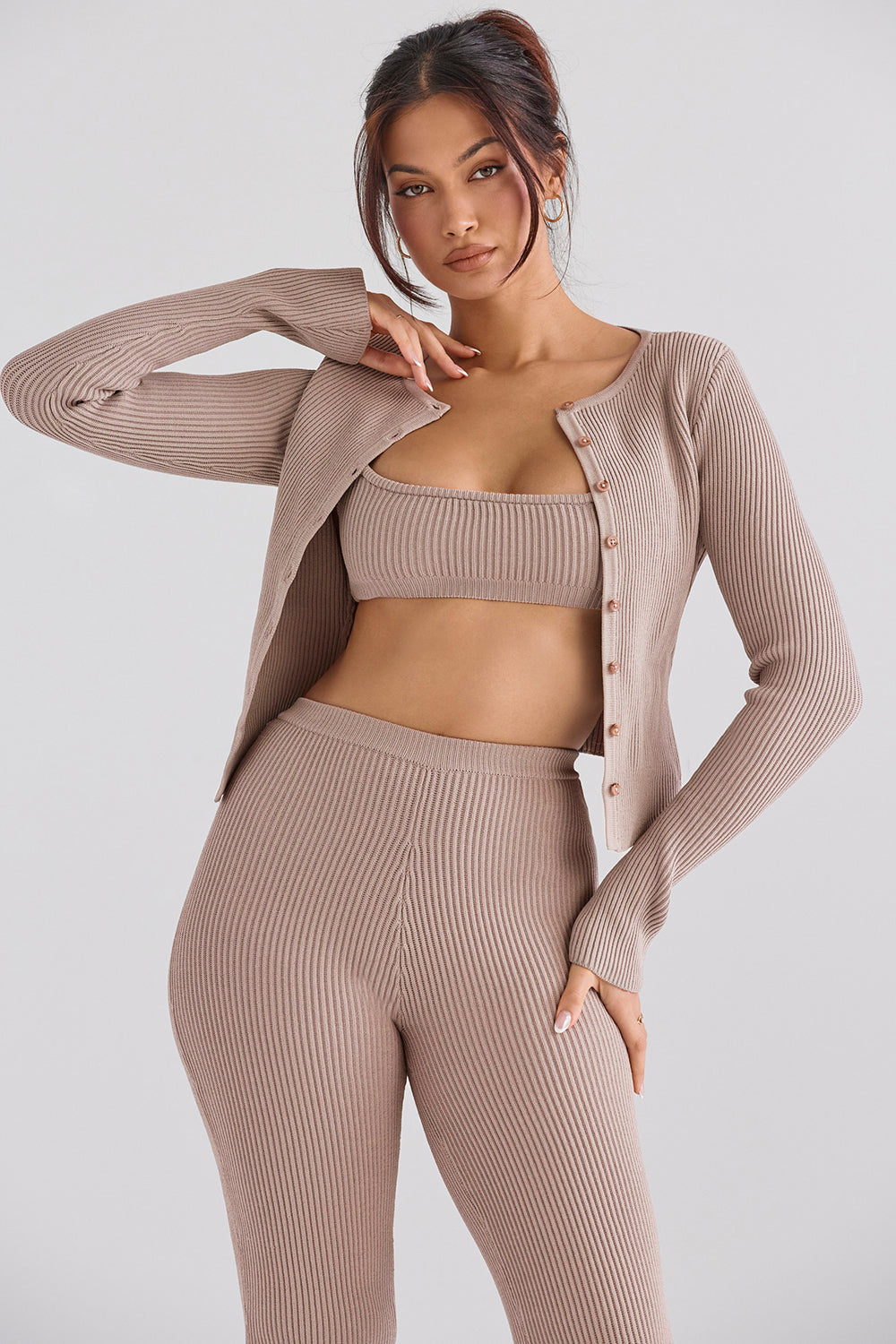 Cardigan in maglia a coste con leggings