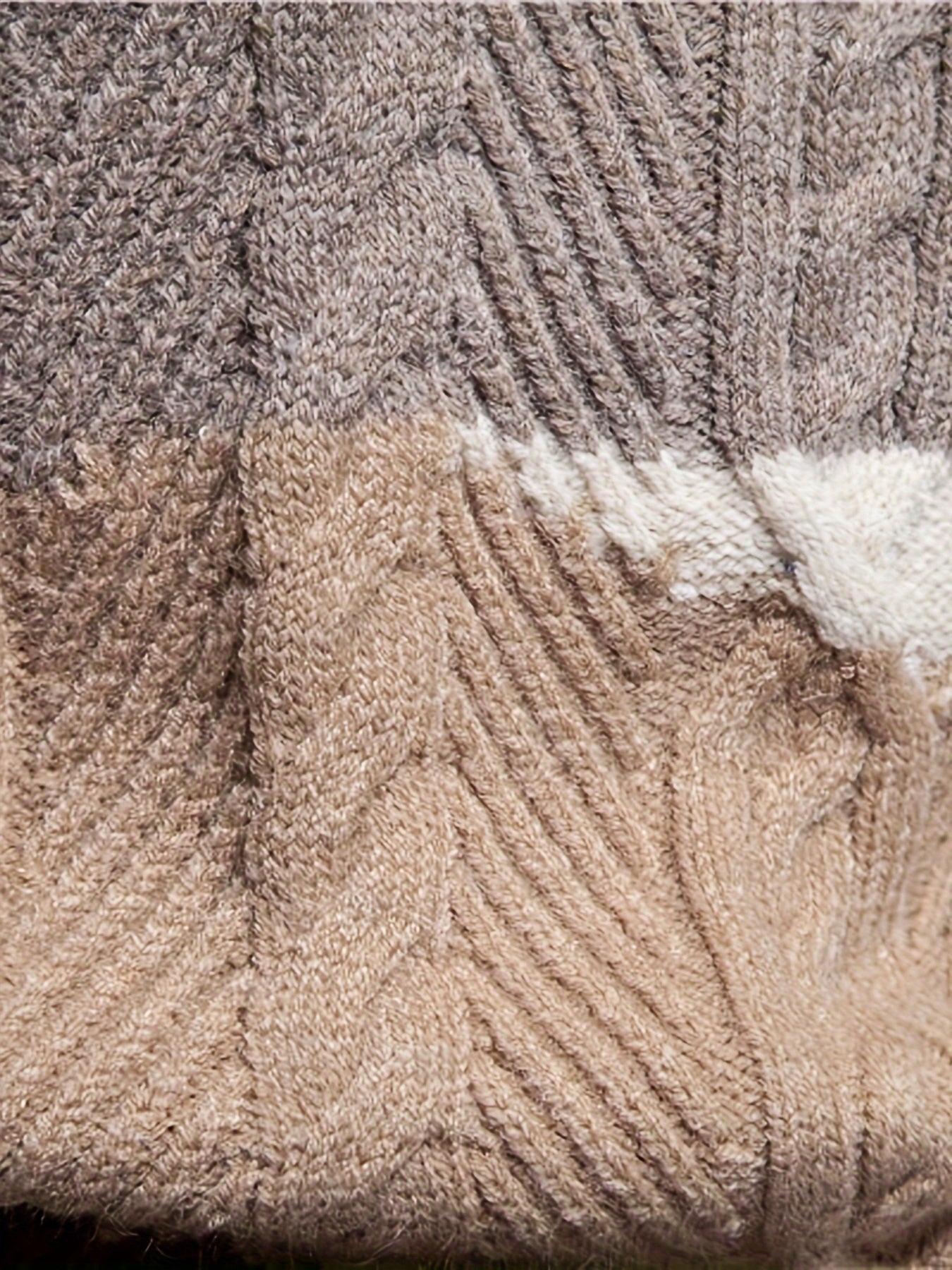 Maglione lavorato a maglia con strisce per uomo