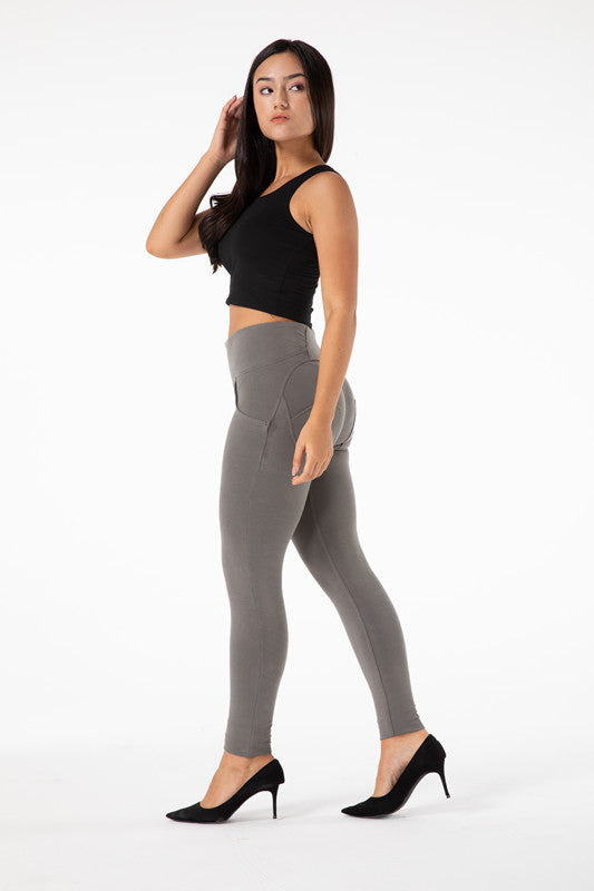 Leggings aderenti grigi a vita alta