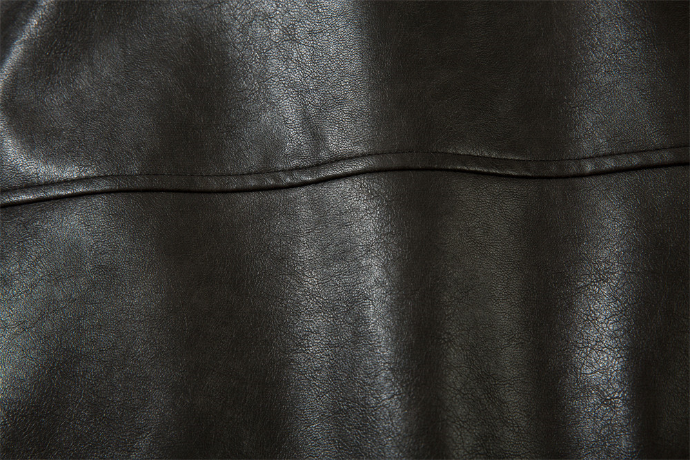 Giacca in pelle con revers da uomo