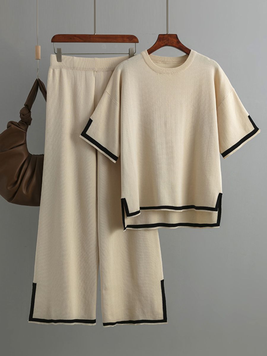 set maglietta e pantaloni da donna