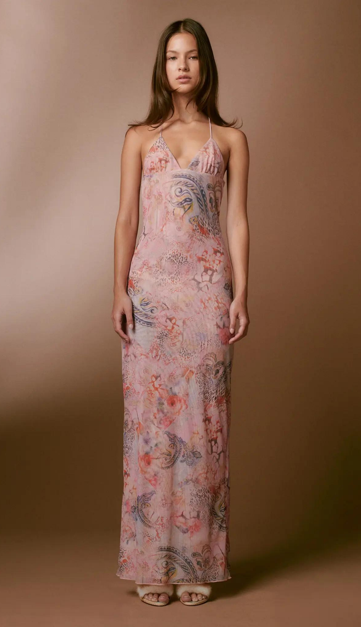 Vestito con farfalla sul retro