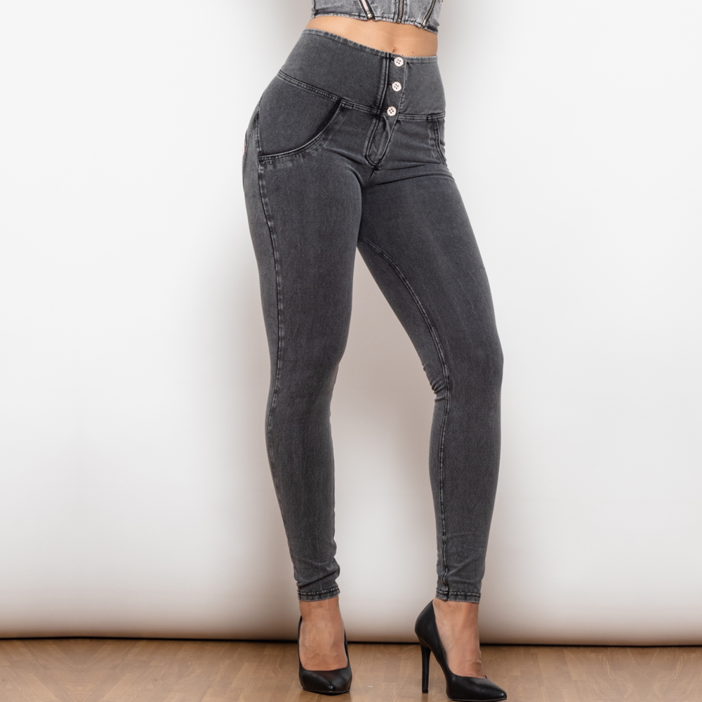 Jeans aderenti grigi a vita alta