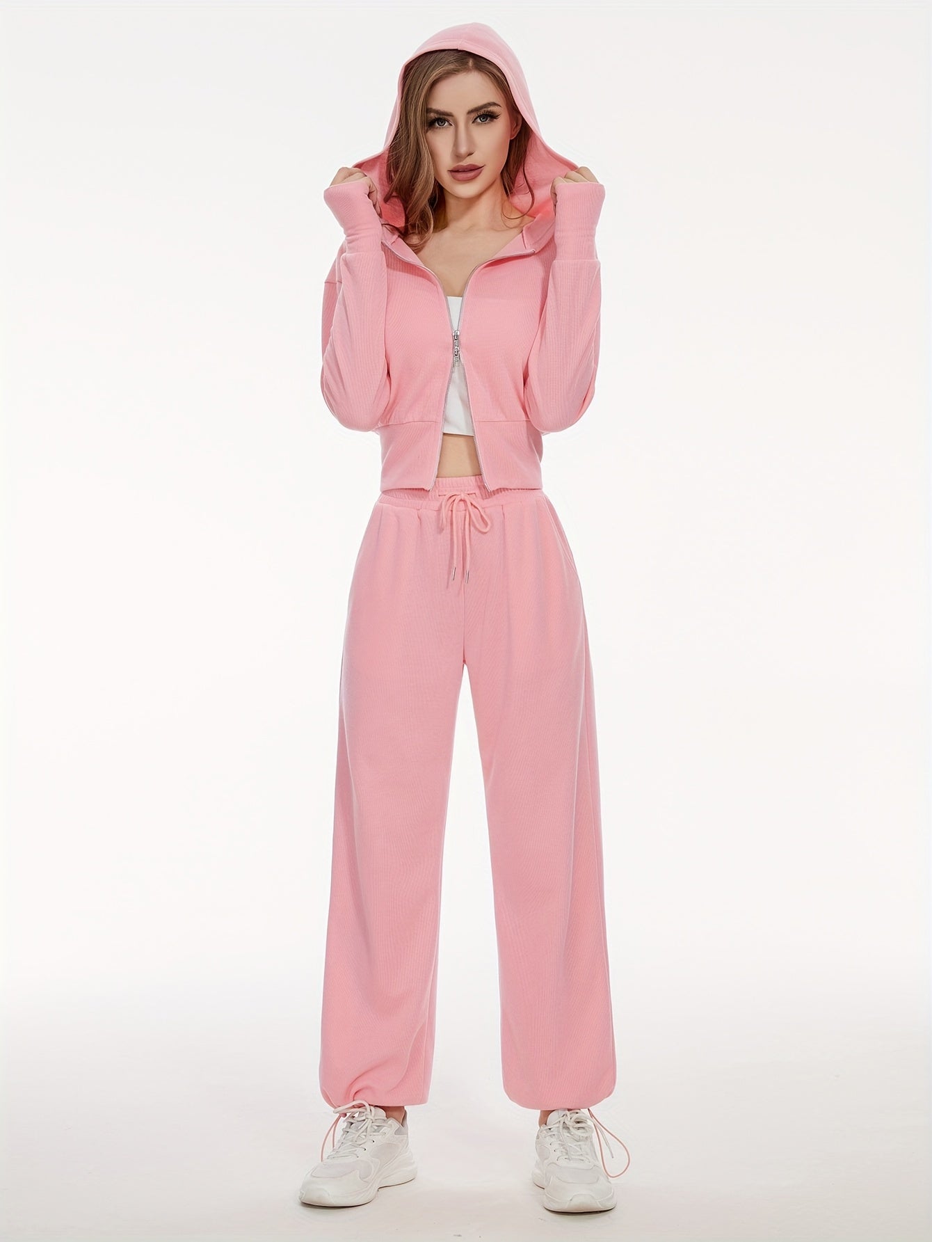 Completo sportivo con felpa e pantaloni da donna