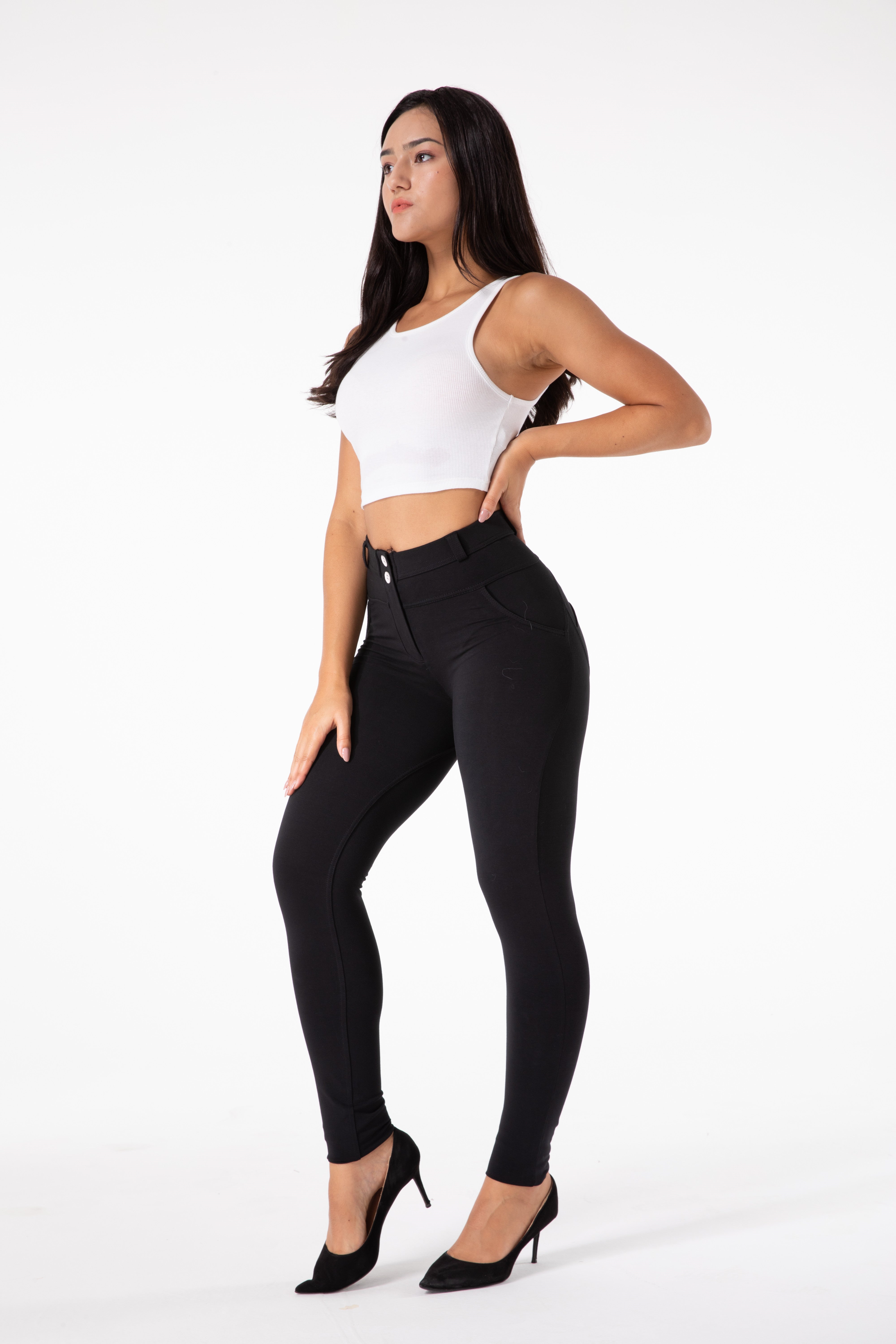 Pantaloni attillati neri