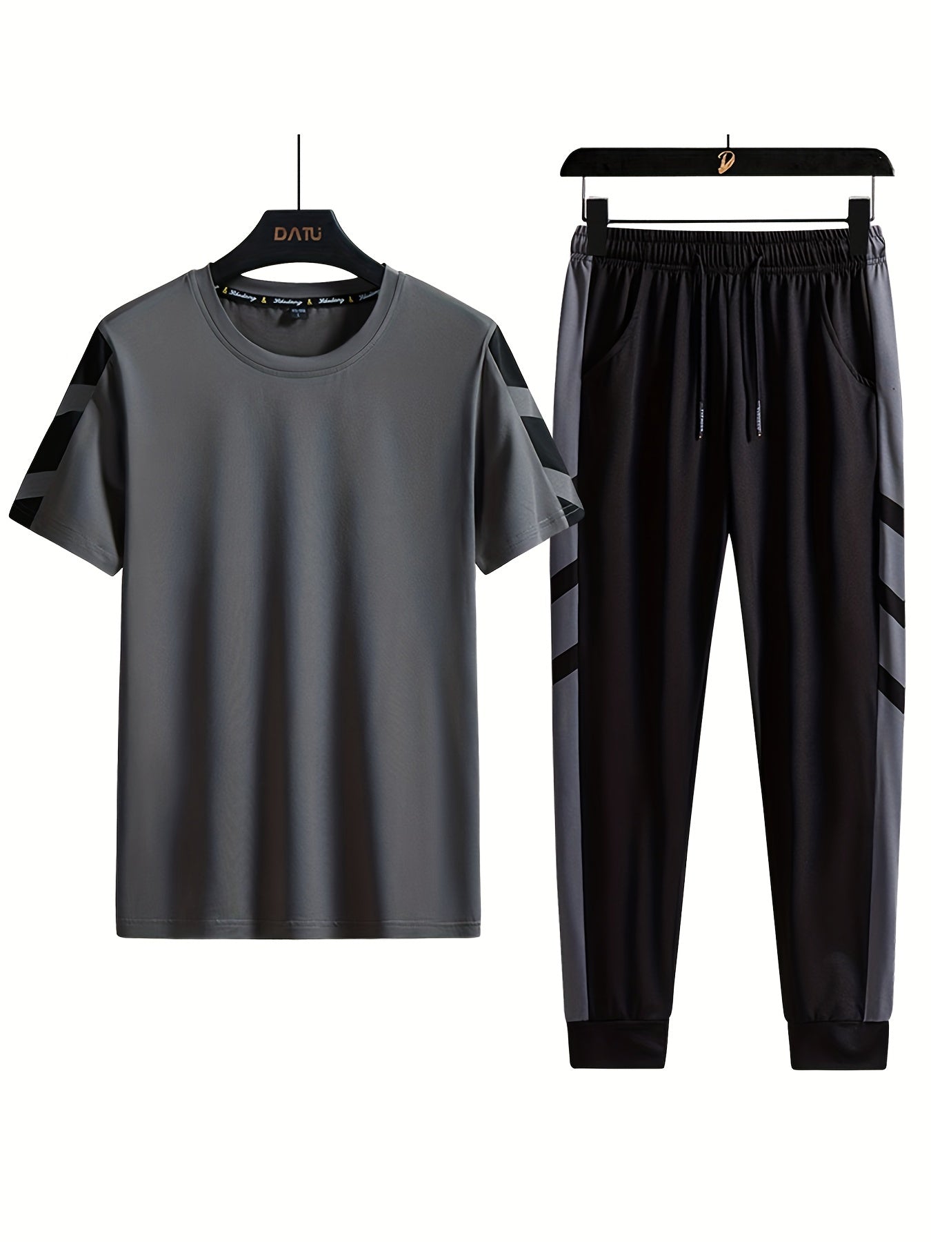 Set composto da maglietta a maniche corte e pantaloni con coulisse