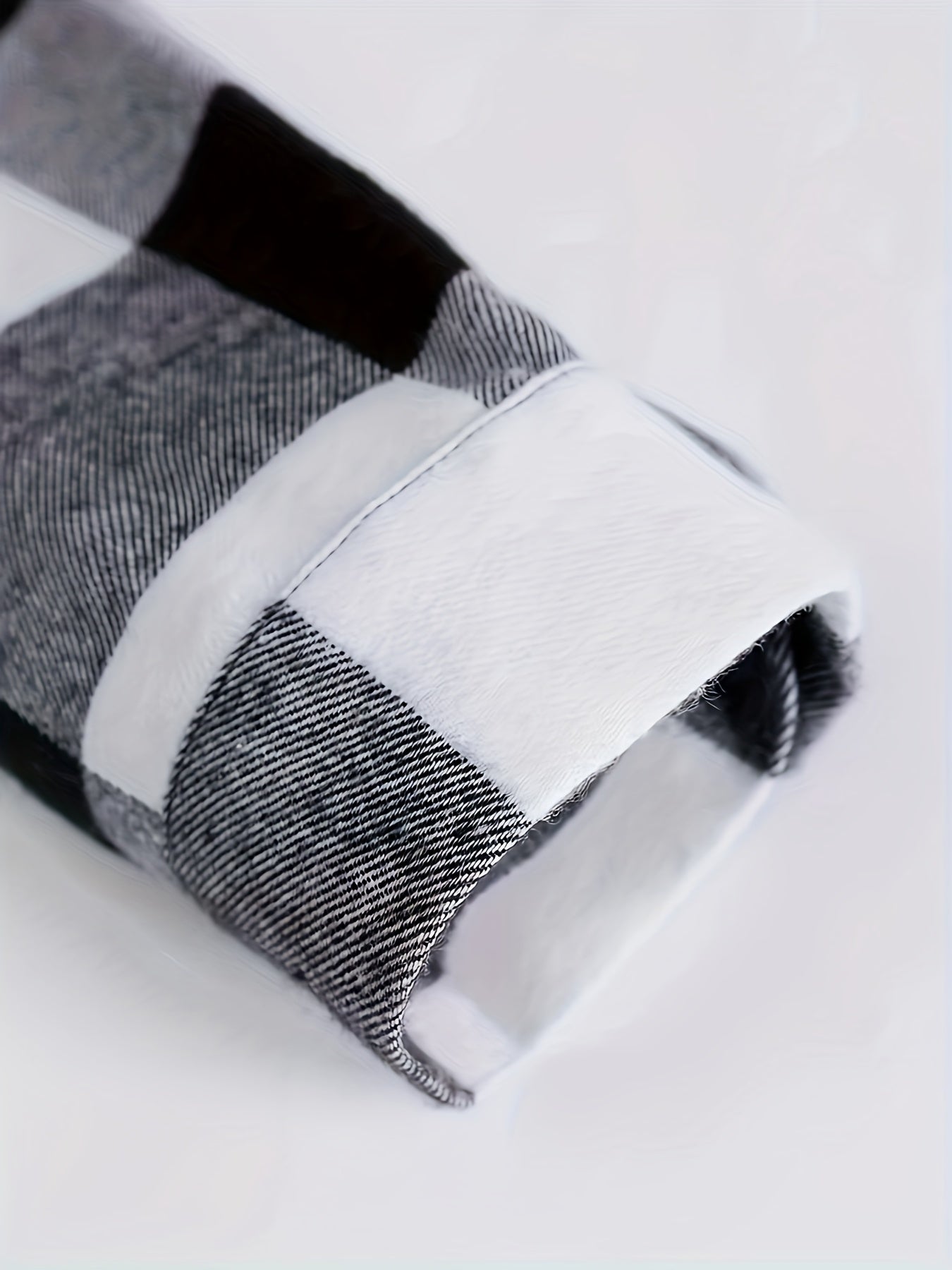 Camicia da uomo con colletto rovesciato