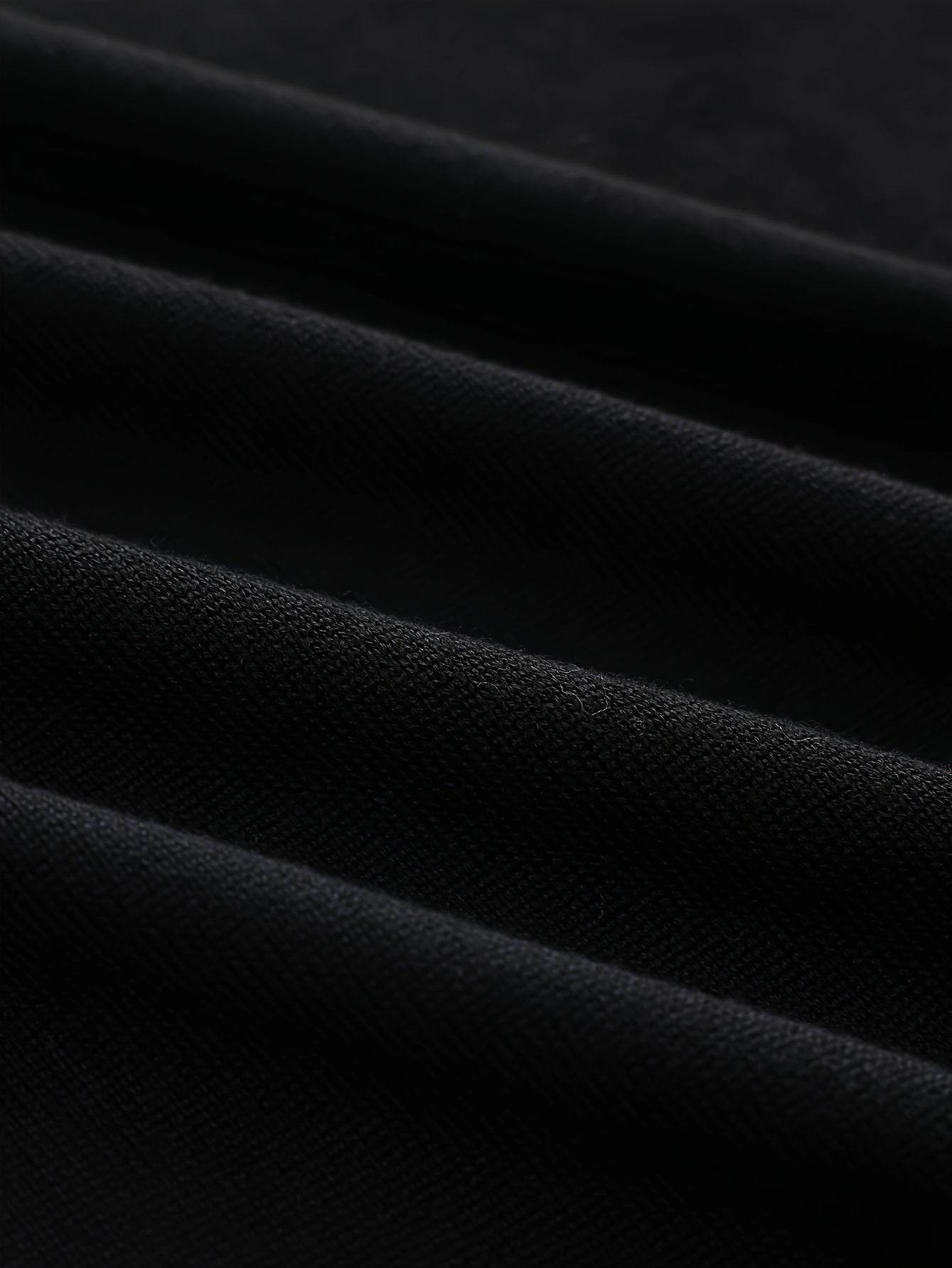 Maglione lavorato ai ferri con motivo a righe