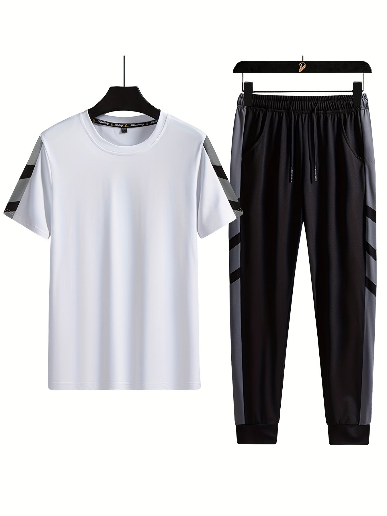 Set composto da maglietta a maniche corte e pantaloni con coulisse