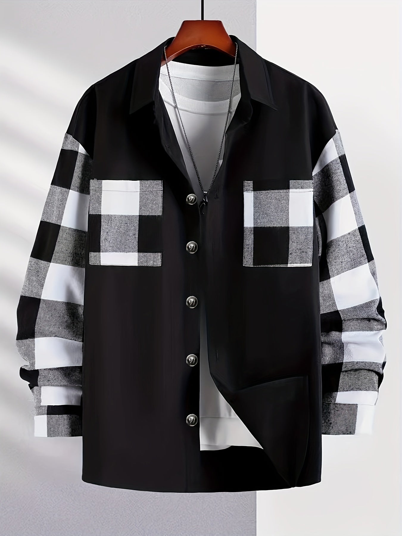 Camicia da uomo con colletto rovesciato