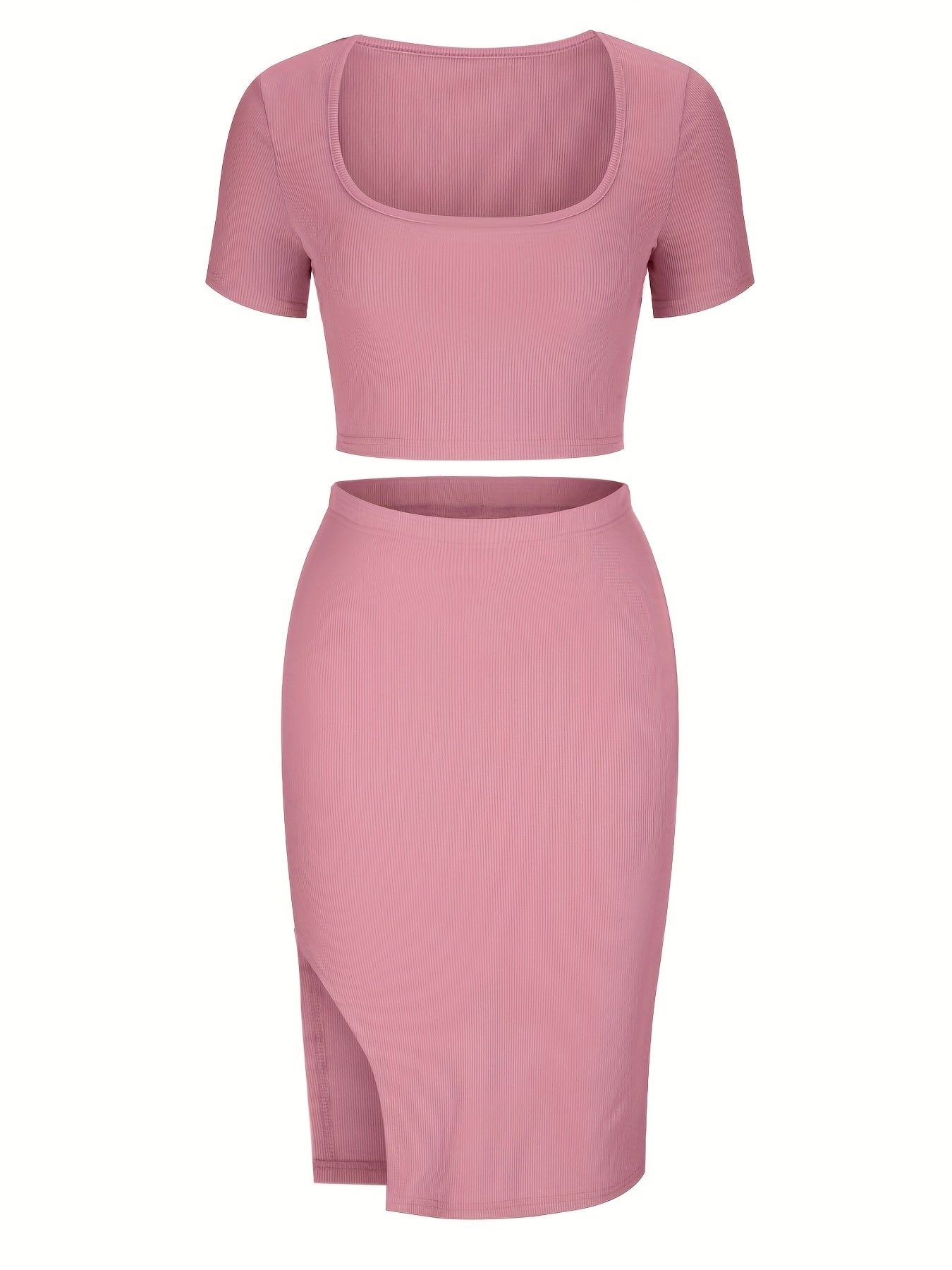 Set composto da top corto con cut-out e gonna aderente con spacco