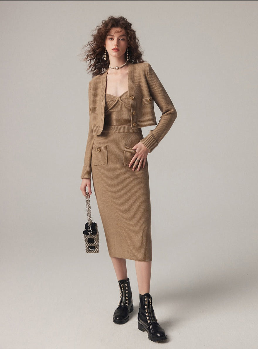 Set cardigan lavorato a maglia composto da top cardigan e gonna