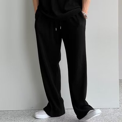 T-shirt e pantaloni senza maniche a righe