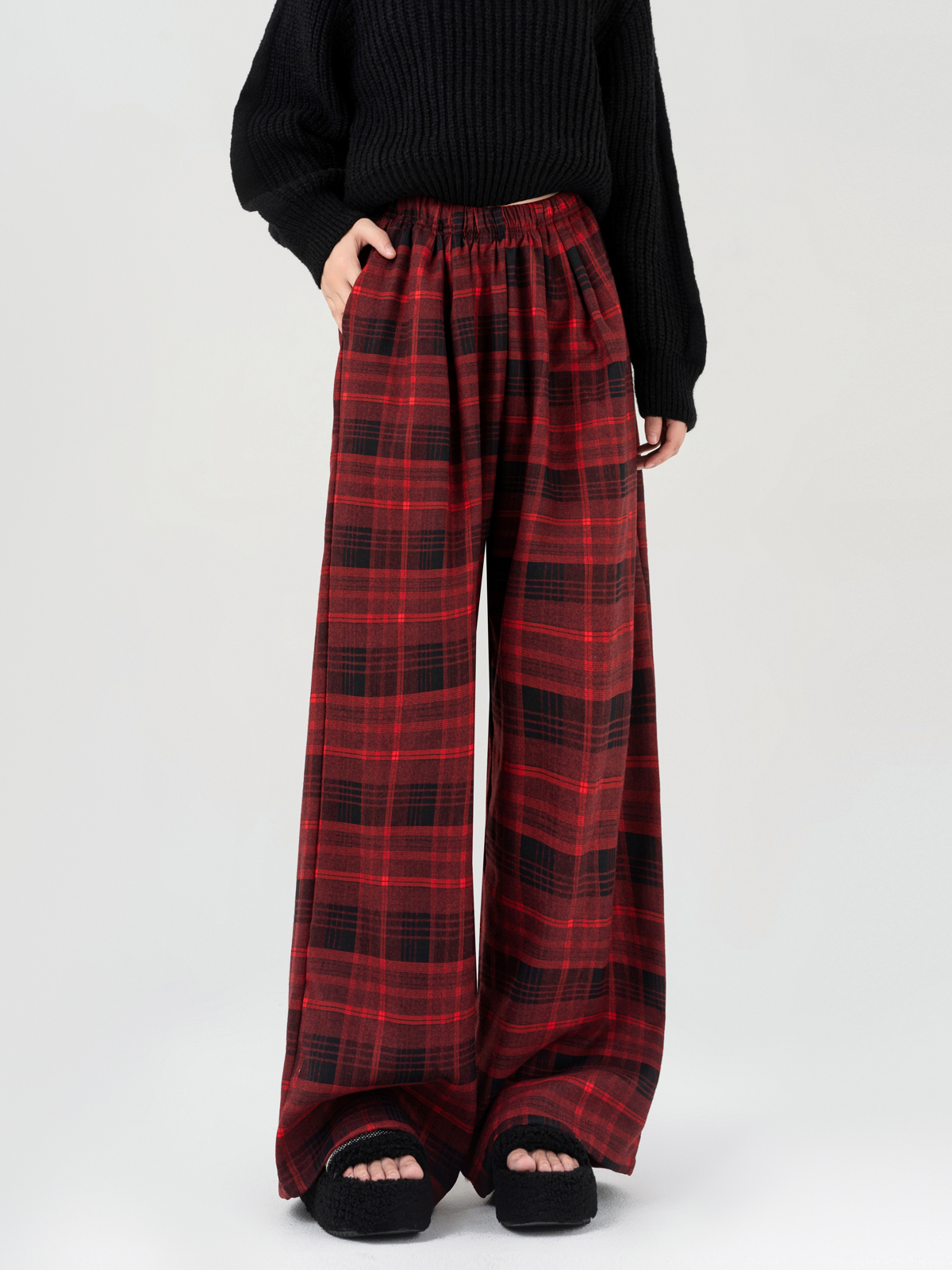 Pantaloni casual dritti a quadri rossi
