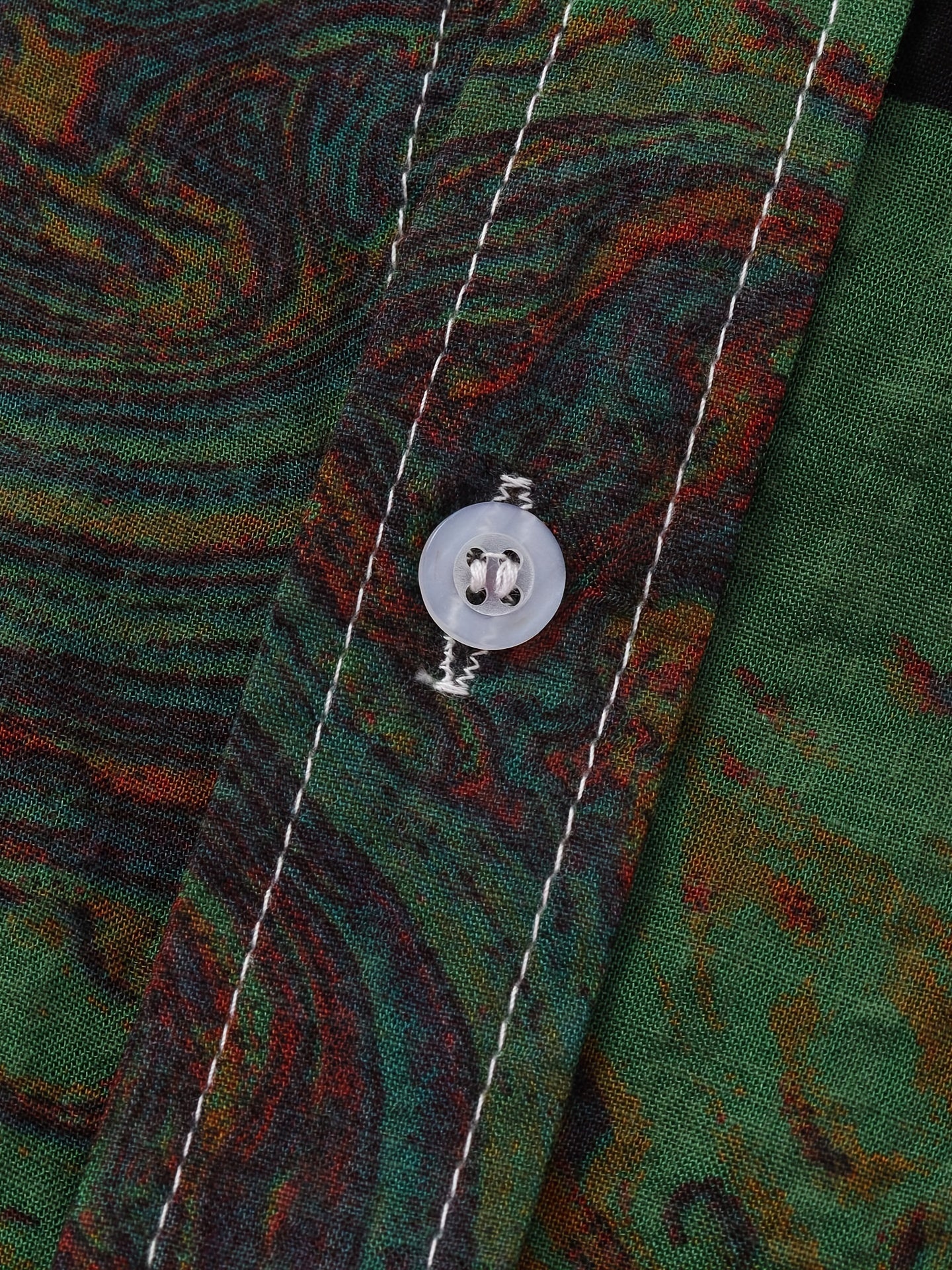 Camicia in cotone con grafica quadrata e maniche corte per l'estate