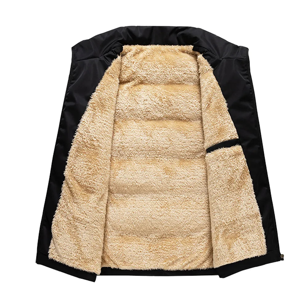 Piumino realizzato in cotone con imbottitura in lambswool