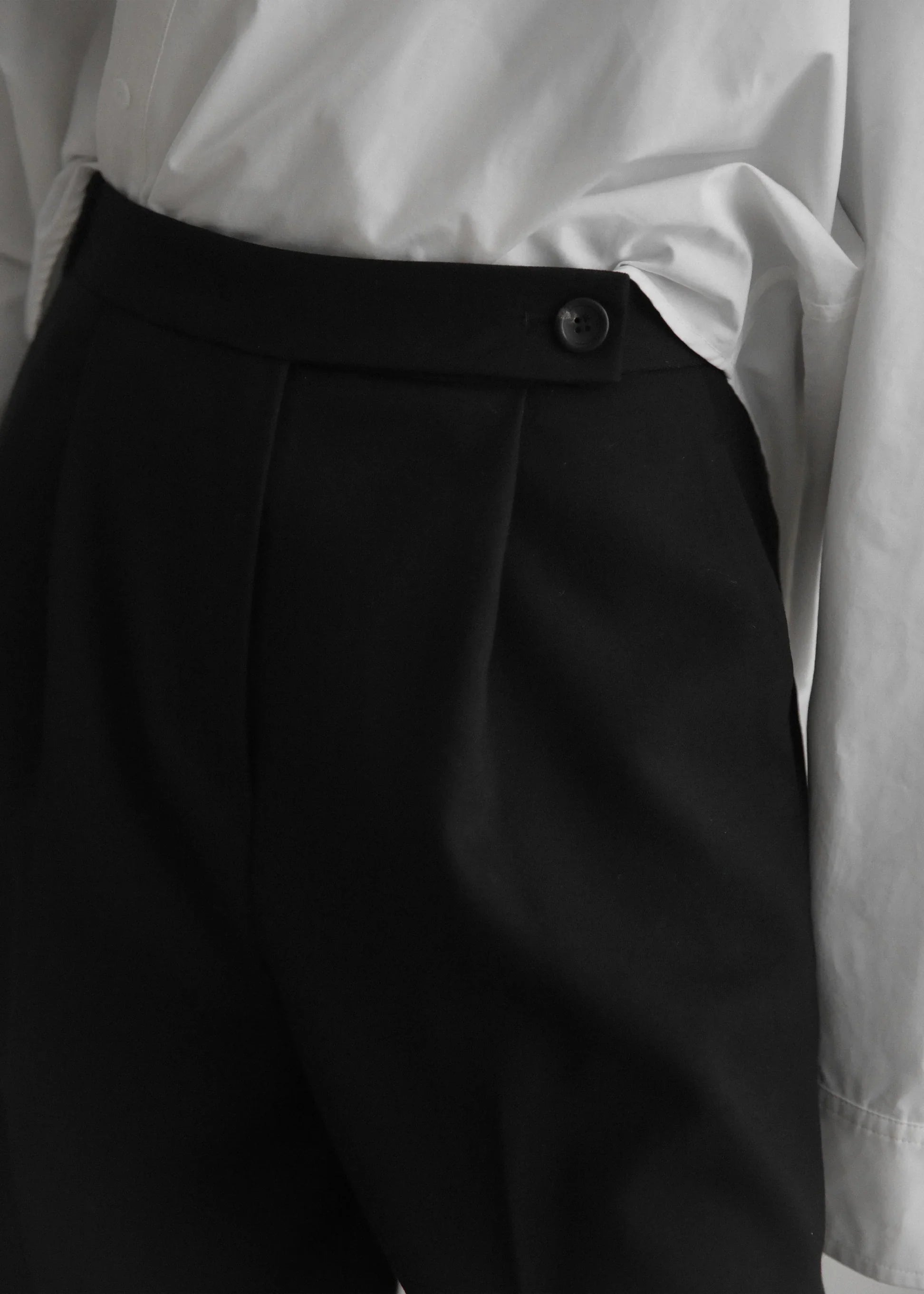 Pantaloni classici a gamba larga