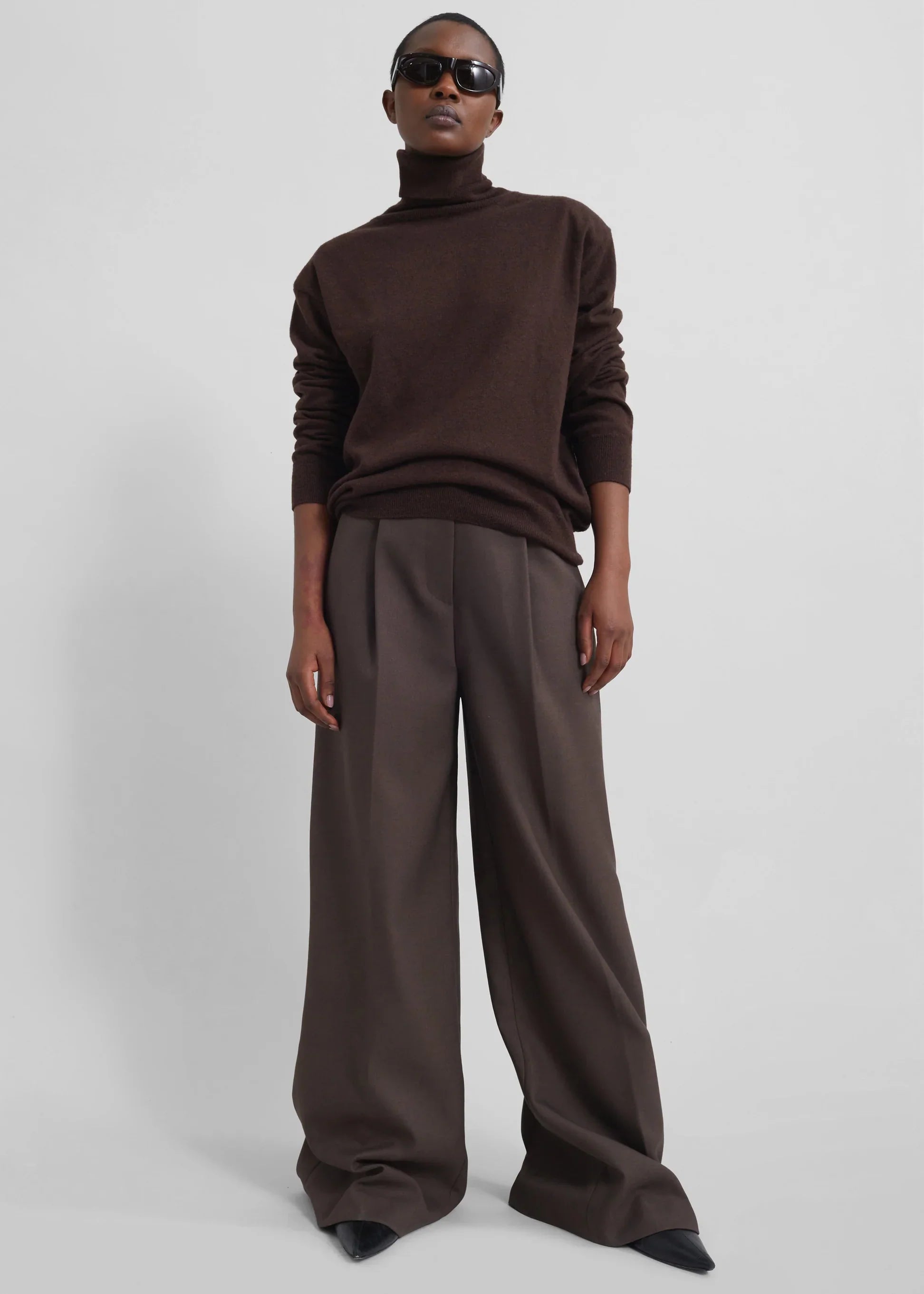 Pantaloni classici a gamba larga