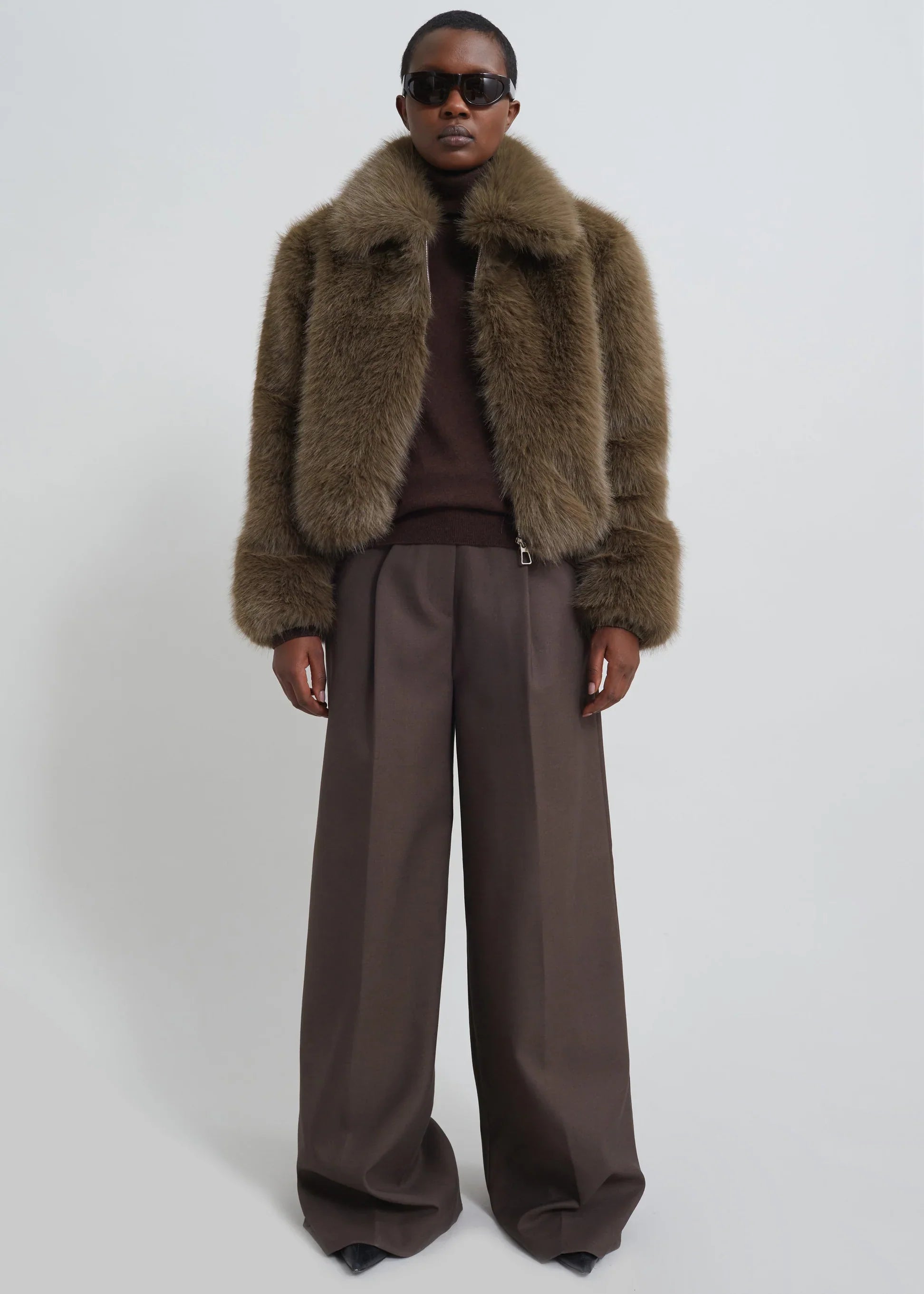 Pantaloni classici a gamba larga