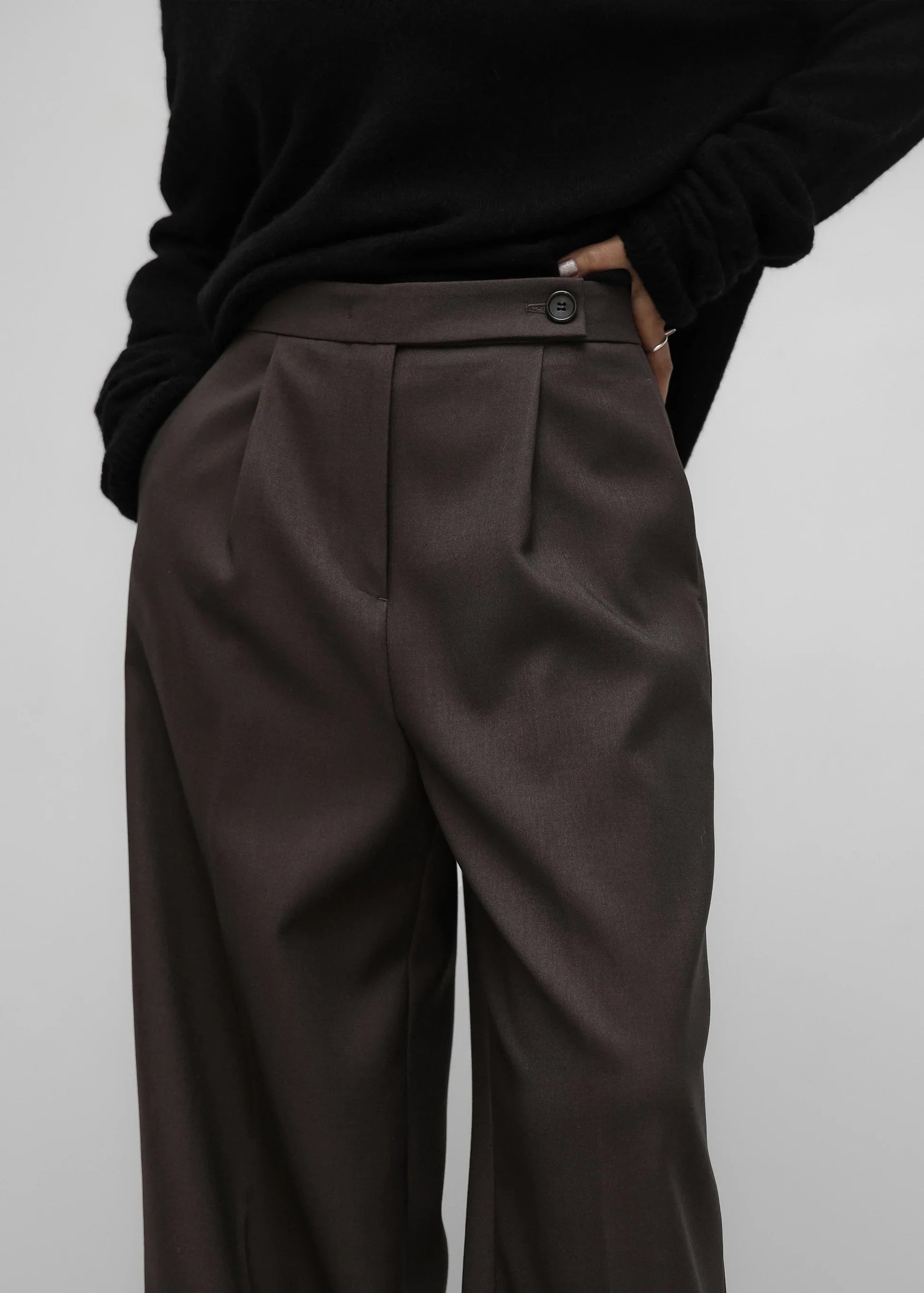Pantaloni classici a gamba larga