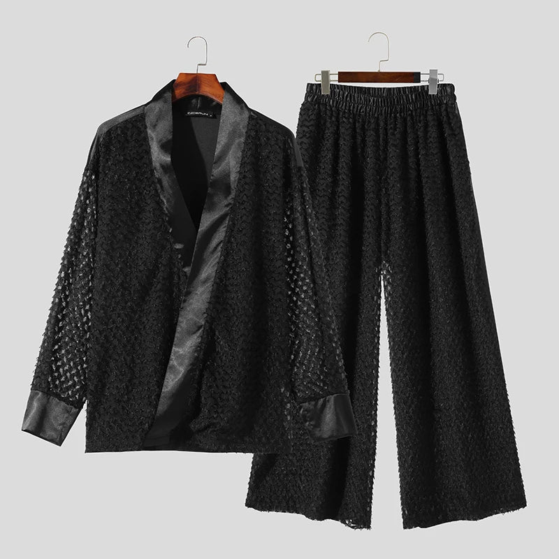 Camicia nera ampia con texture e pantaloni