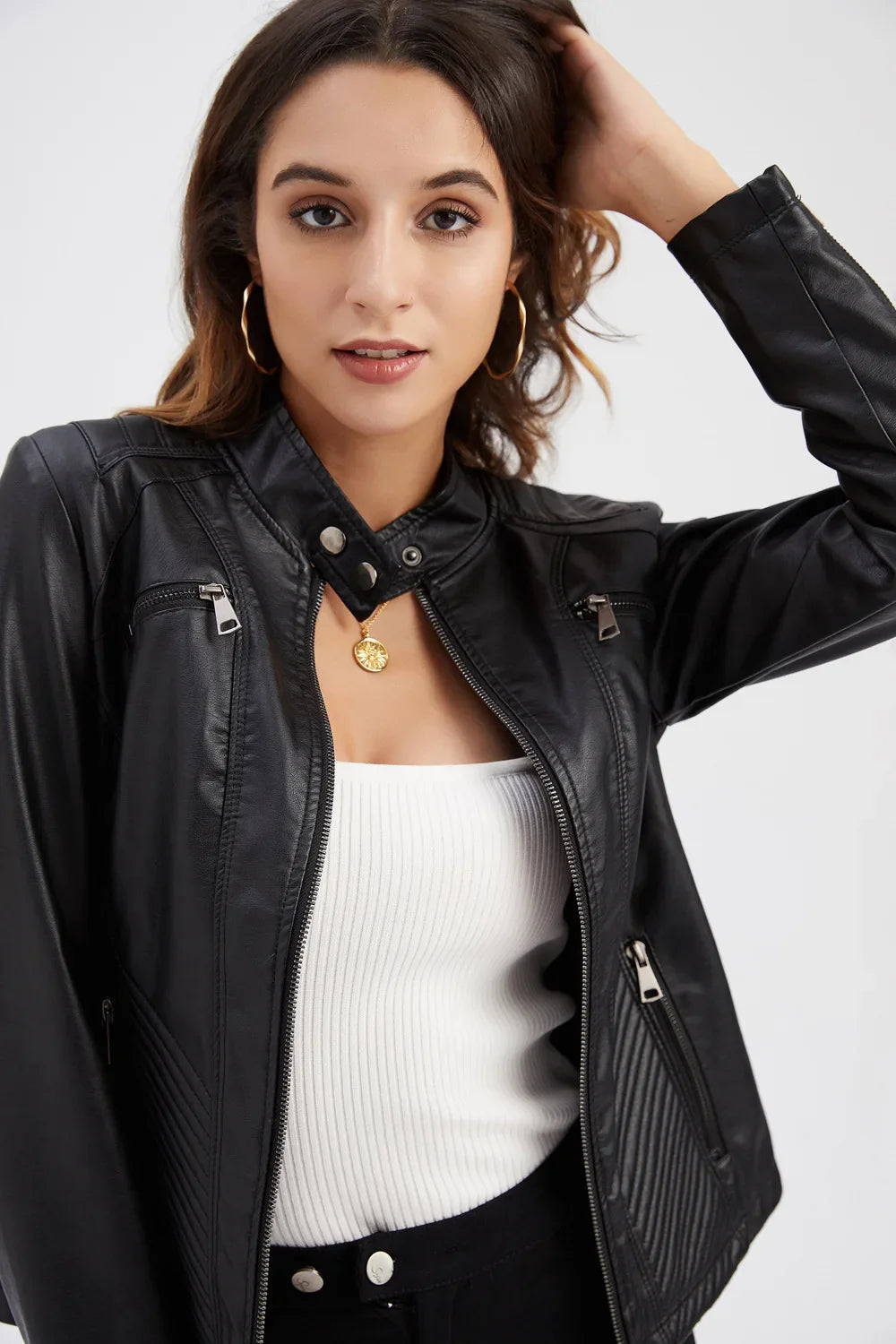Elegante giacca in pelle da donna