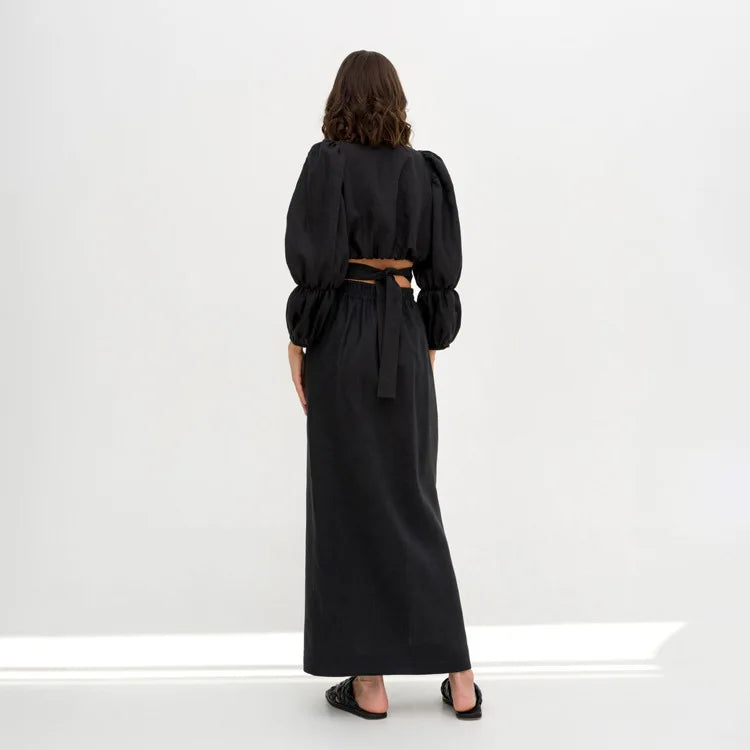 Set composto da camicia cropped e gonne lunghe a vita alta
