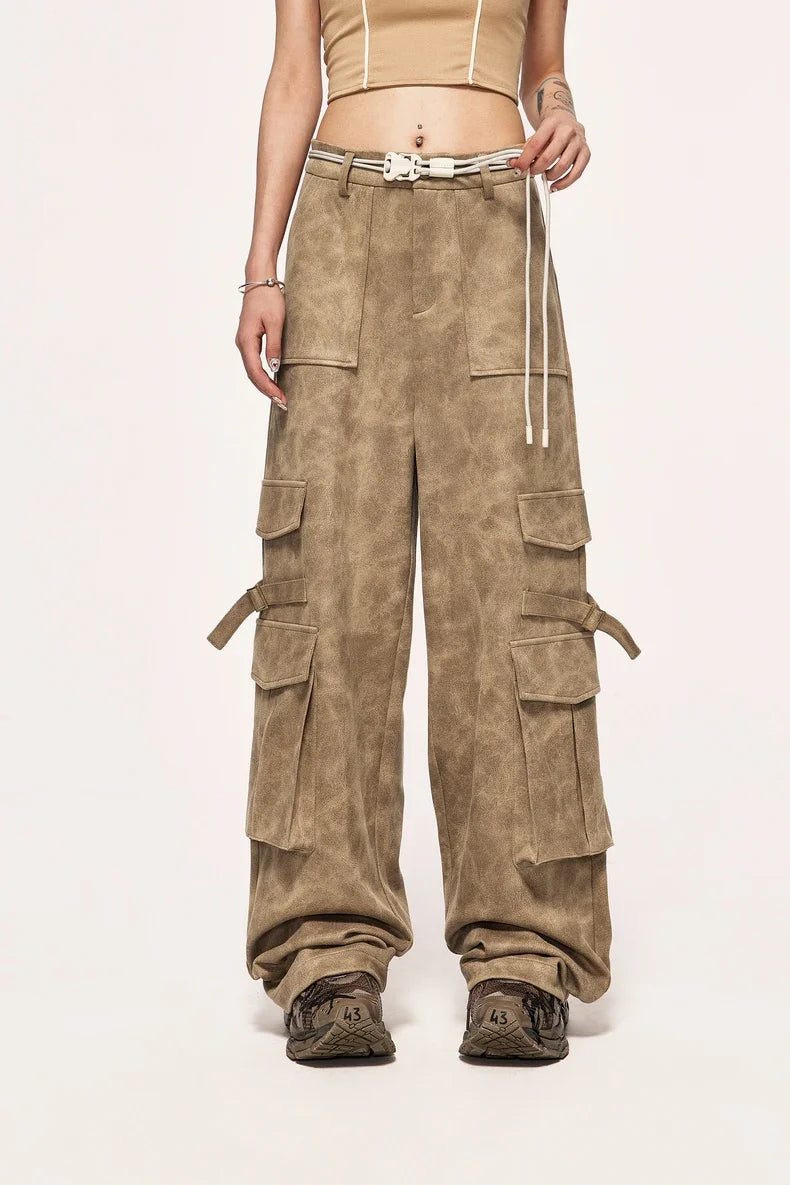 Pantaloni cargo vintage in pelle scamosciata invecchiata