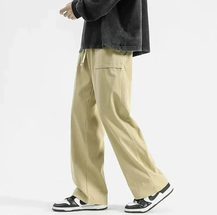 Pantaloni sportivi larghi