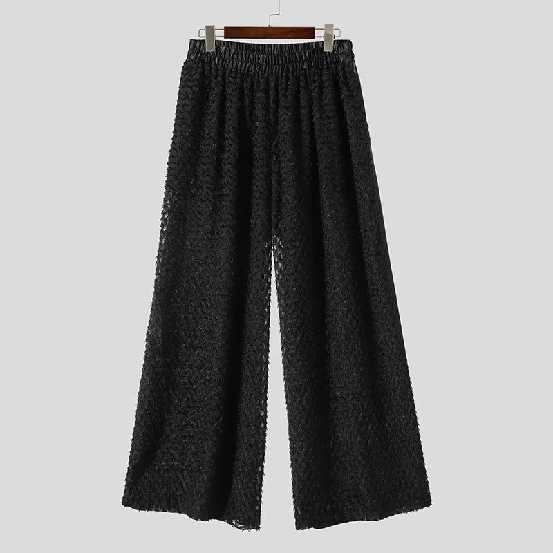 Camicia nera ampia con texture e pantaloni