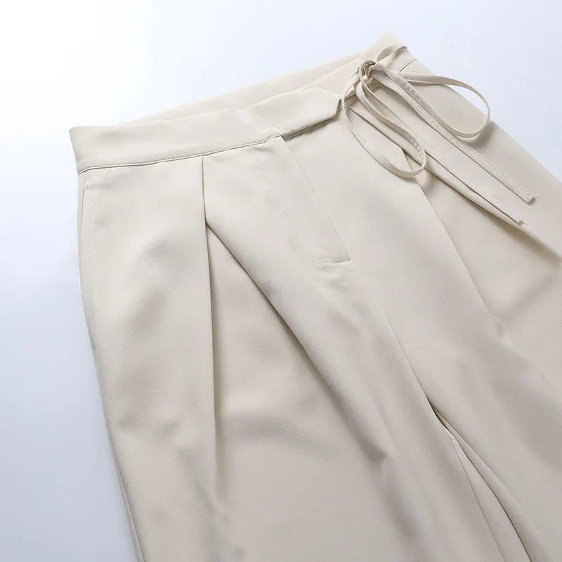 Pantaloni a gamba larga con nastro