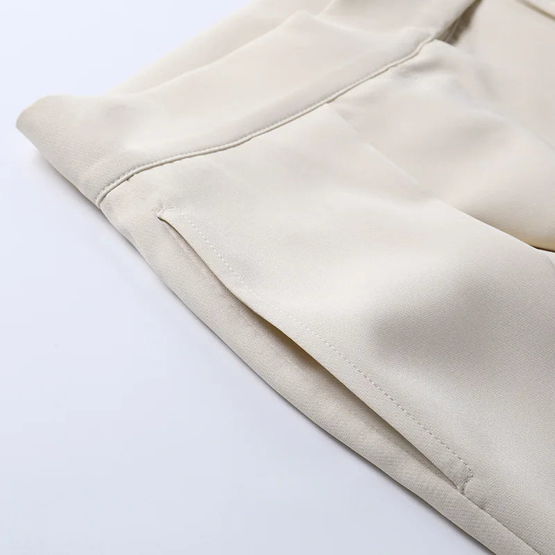 Pantaloni a gamba larga con nastro