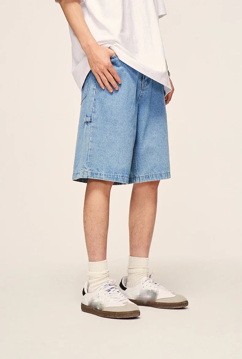 Shorts in denim lavato vintage con gamba dritta