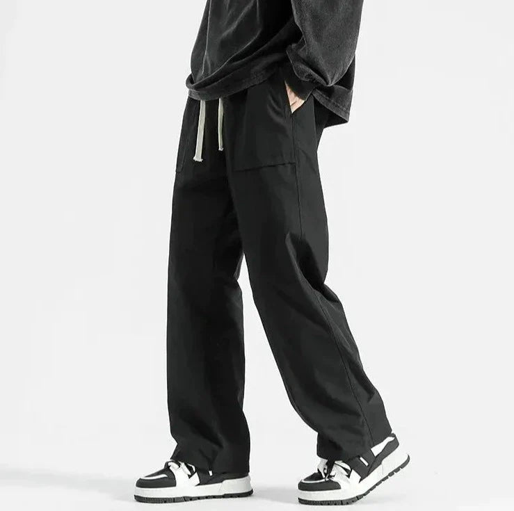 Pantaloni sportivi larghi