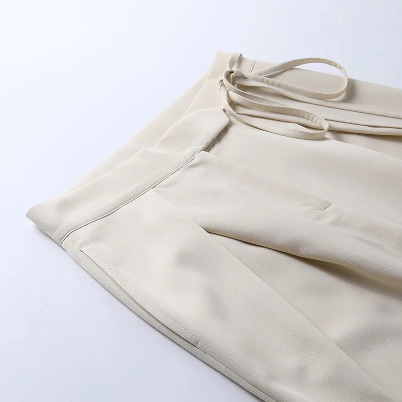 Pantaloni a gamba larga con nastro