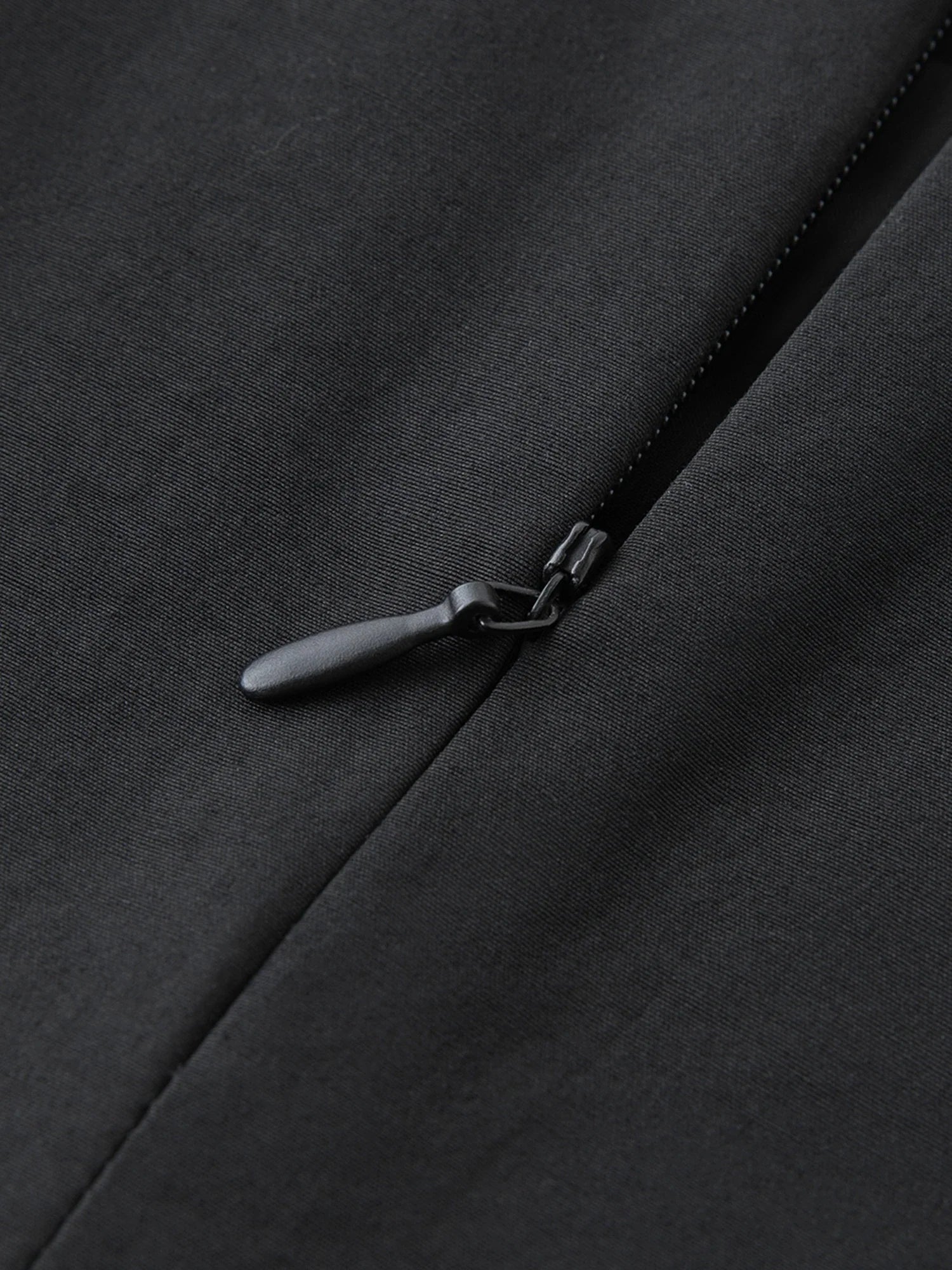 Gonna media intrecciata