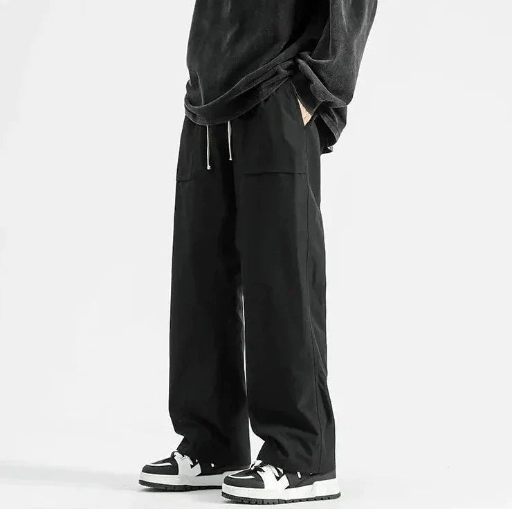 Pantaloni sportivi larghi