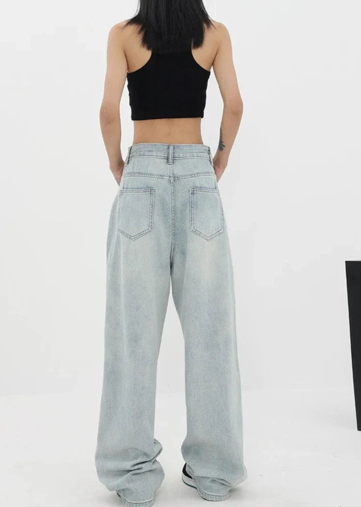 Jeans vintage con vita alta e gamba dritta
