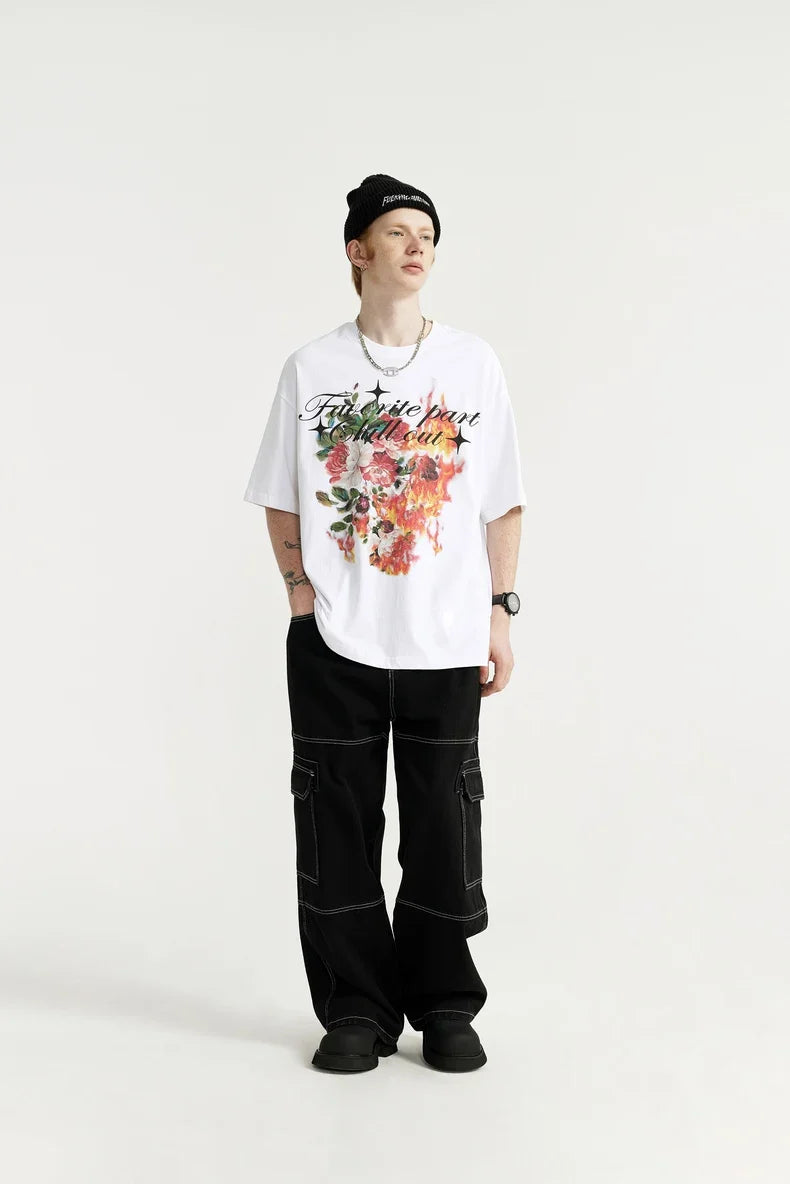 T-shirt con stampa floreale fiamme