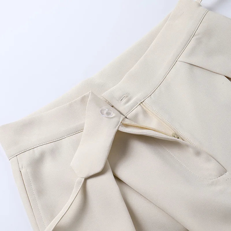 Pantaloni a gamba larga con nastro