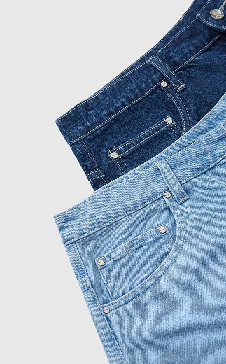 Shorts in denim lavato vintage con gamba dritta