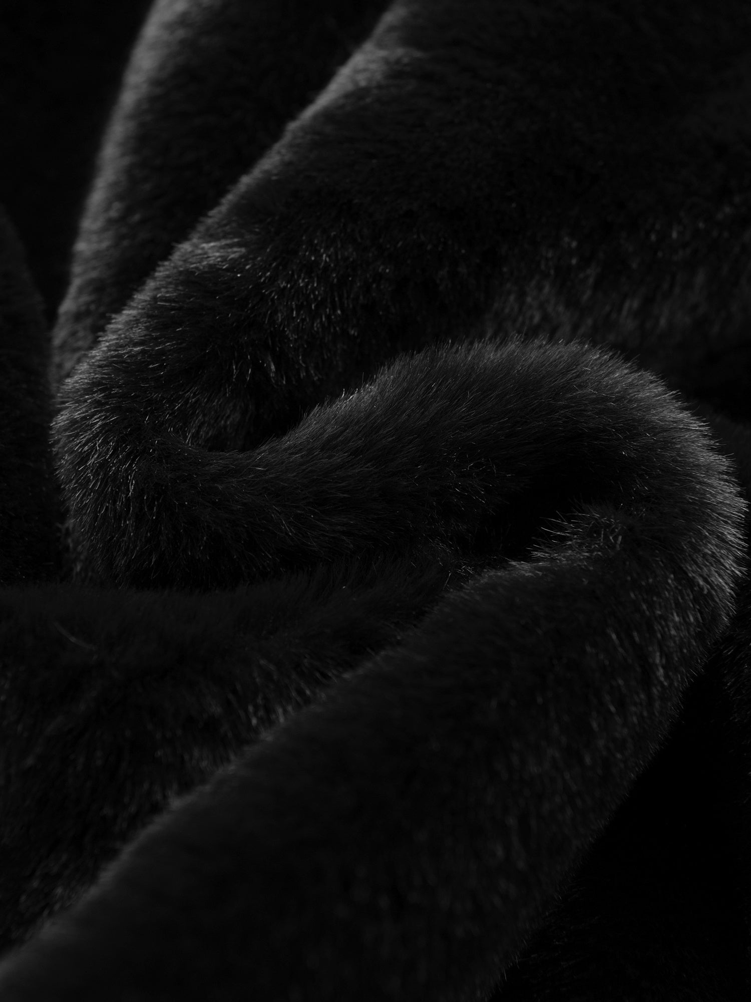 Felpa con cappuccio da donna in pelliccia sintetica