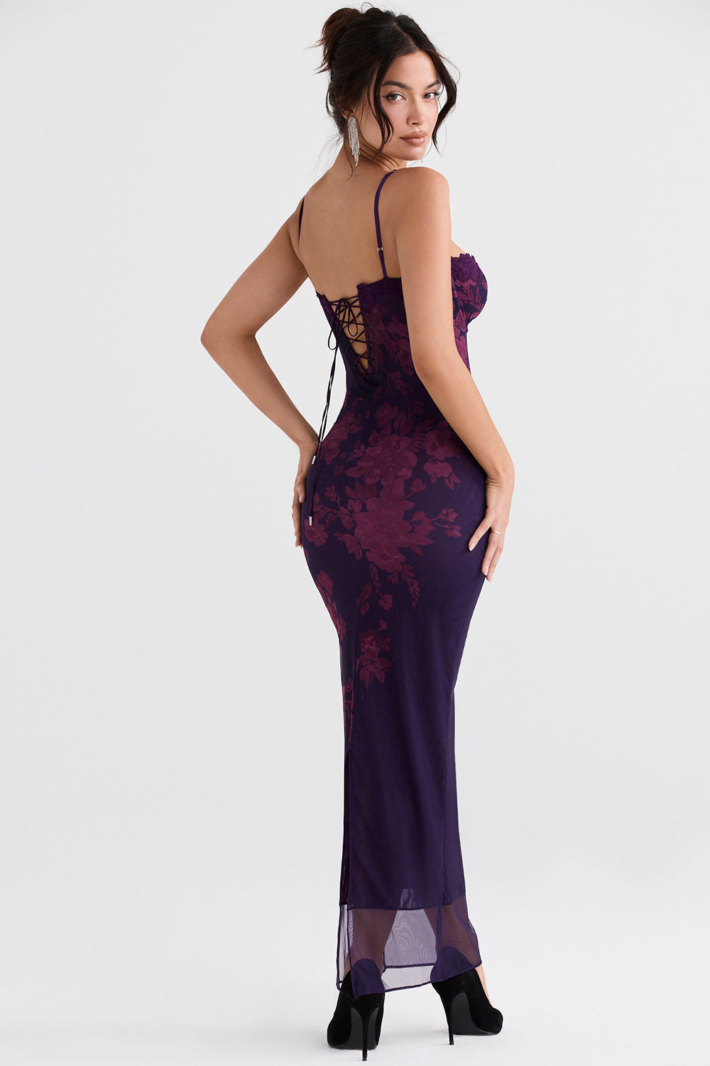 Abito maxi con stampa uva e stampa floreale