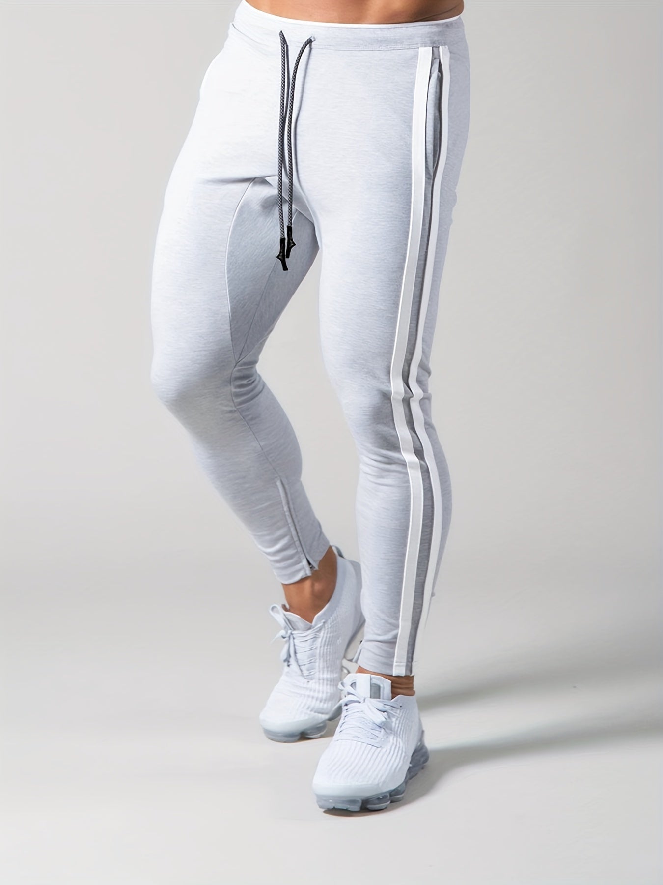 Pantaloni sportivi della tuta con motivo a righe