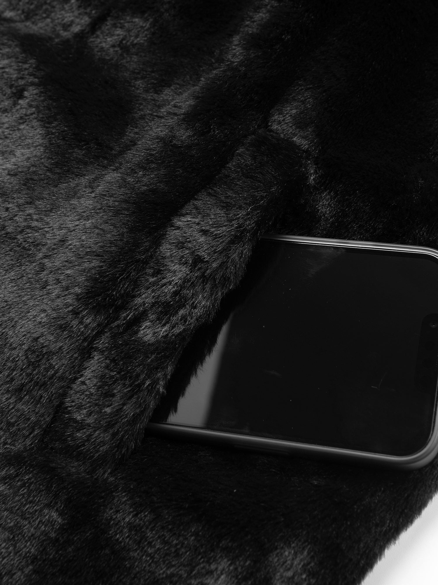 Felpa con cappuccio da donna in pelliccia sintetica